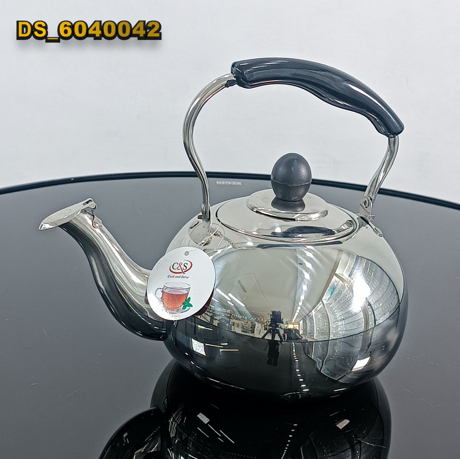 والنسیا کتری 2 لیتر 0042