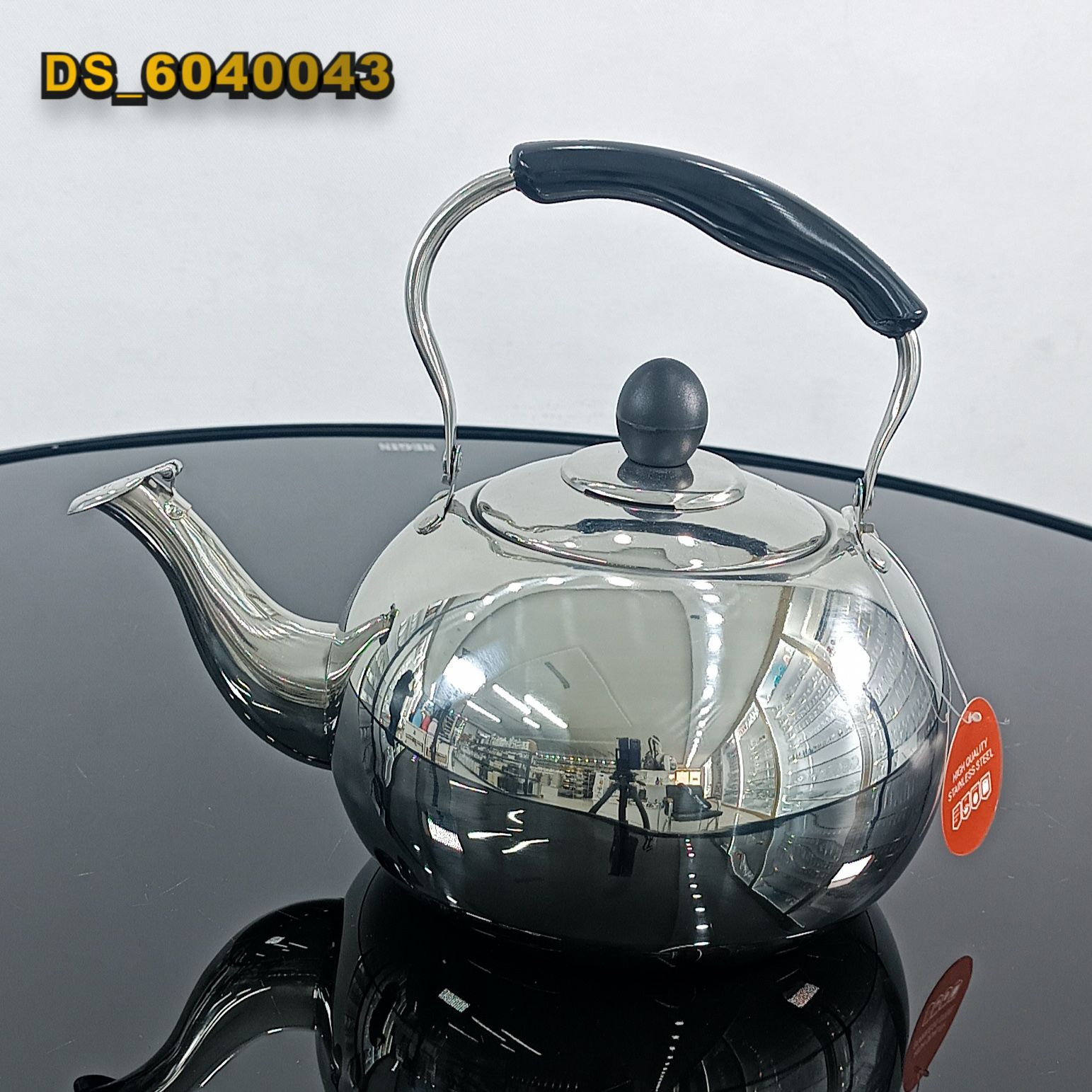 والنسیا کتری 3 لیتر 0043